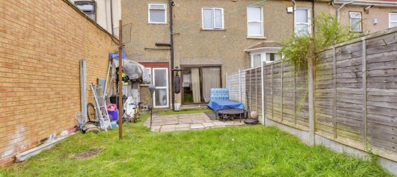 3 Schlafzimmer Haus in Essex, United Kingdom, Nr. 3989 14