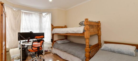 3 Schlafzimmer Haus in Essex, United Kingdom, Nr. 3989 8