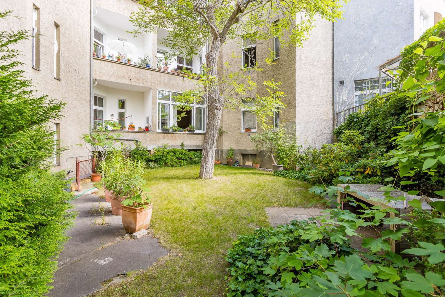 Офис 141м² в Лихтерфельде, Германия № 291166