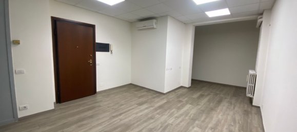 3 rooms Apartment in Domodossola, Italy No. 252203 6