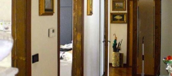 5 bedrooms Apartment in Cosenza, Italy No. 373866 3