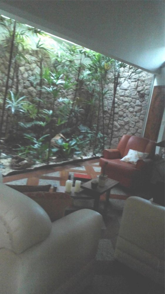 Casa de 4 dormitorios en Sao Paulo, Brazil No. 586702