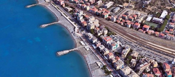 2 Schlafzimmer Wohnung in Sestri Levante, Italy, Nr. 339972 2