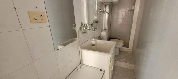 4-salle Appartement à Syracuse, Italy No. 247498 9