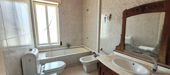 4-salle Appartement à Syracuse, Italy No. 247498 11