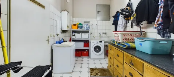 Здание с 3 спальнями в Бонн, Германия № 10335 10