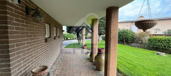 Villa de 4 divisões em Leno, Italy N.º 134578 14