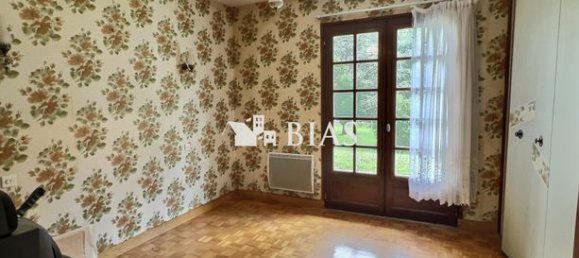 3 bedrooms House in Bernay, France No. 314157 5