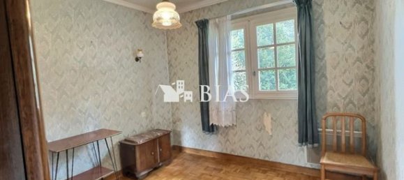 3 bedrooms House in Bernay, France No. 314157 7