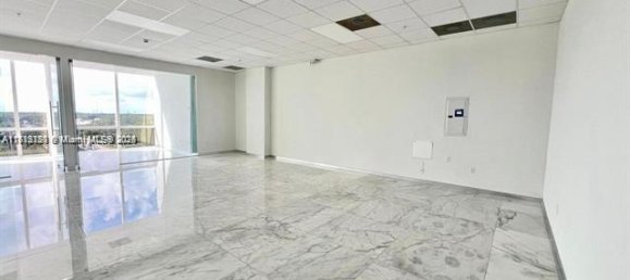 terreno en venta en Miami, Miami-Dade, Florida, USA № 614692 15