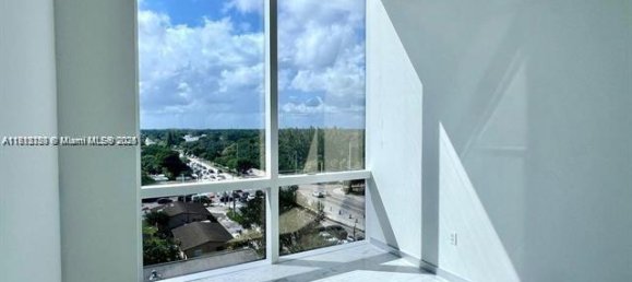 terreno en venta en Miami, Miami-Dade, Florida, USA № 614692 6