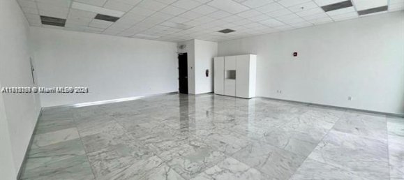 terreno en venta en Miami, Miami-Dade, Florida, USA № 614692 8