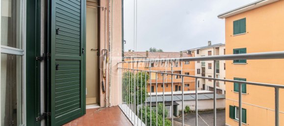 3 Schlafzimmer Wohnung in Saronno, Italy, Nr. 348716 11