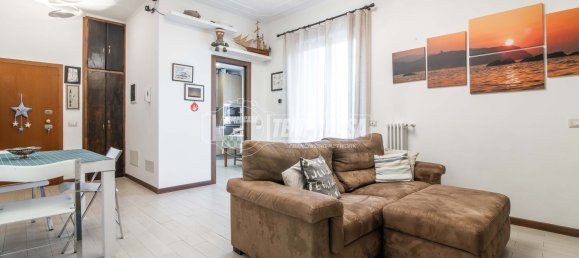 3 Schlafzimmer Wohnung in Saronno, Italy, Nr. 348716 9