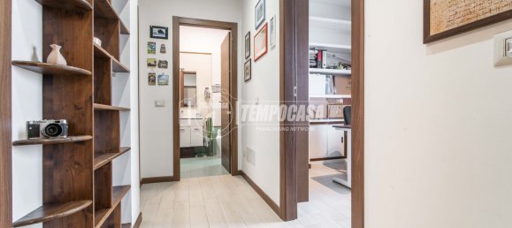 3 Schlafzimmer Wohnung in Saronno, Italy, Nr. 348716 2