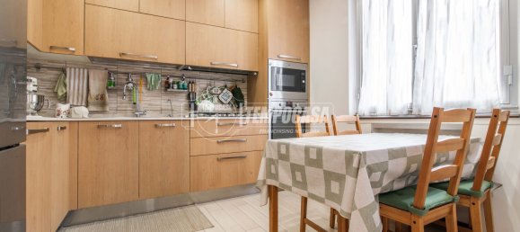 3 Schlafzimmer Wohnung in Saronno, Italy, Nr. 348716 4