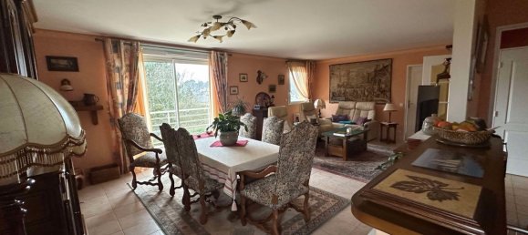 3 bedrooms Apartment in Baud, France No. 201529 11