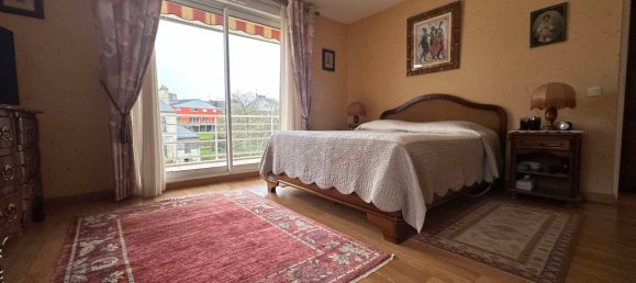 3 bedrooms Apartment in Baud, France No. 201529 15