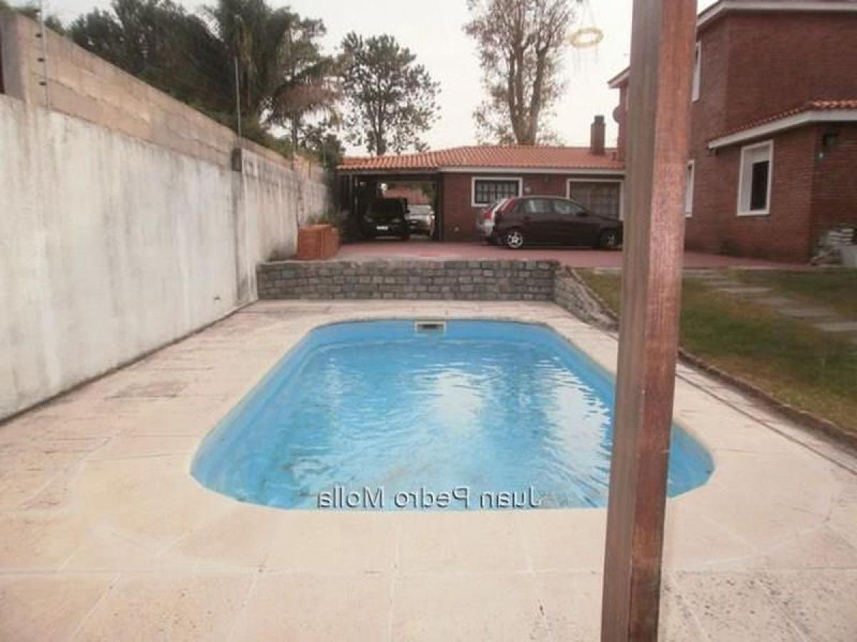 3 chambres Maison à Montevideo, Uruguay No. 12755