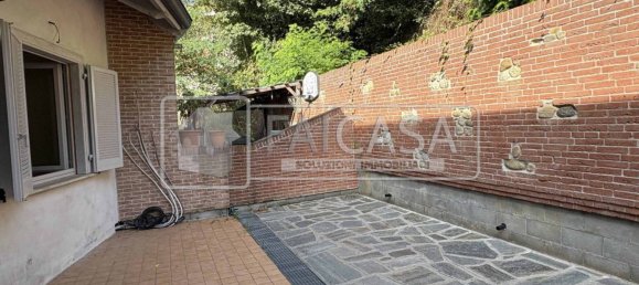 Квартира с 2 спальнями в Вольпьяно, Италия № 370485 15