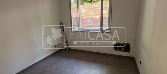 Квартира с 2 спальнями в Вольпьяно, Италия № 370485 13