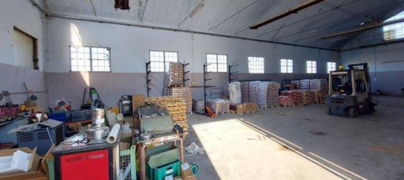 385m² Warehouse in Lugo, Italy No. 372060 10