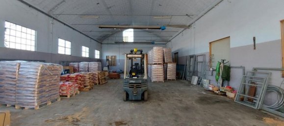 385m² Warehouse in Lugo, Italy No. 372060 6