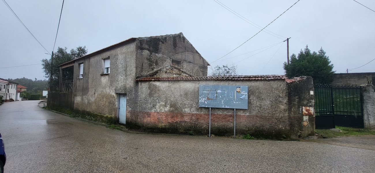 2 bedrooms House in Penacova, Portugal No. 35440