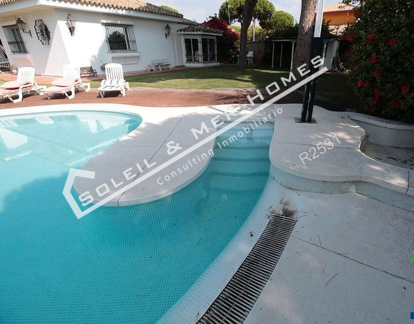 6 chambres Maison à El Puerto de Santa Maria, Spain No. 206311