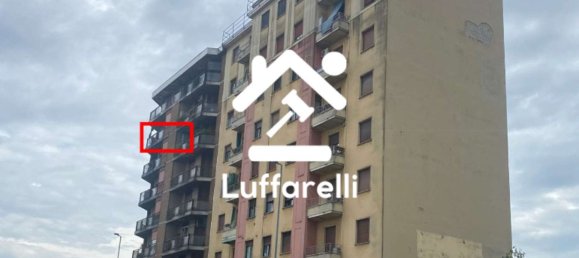 Apartamento de 6 habitaciónes en Baranzate, Italy No. 99967 2