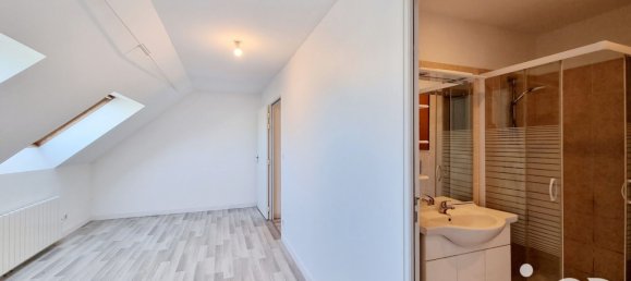 2 bedrooms Townhouse in Oinville-Saint-Liphard, France No. 218840 3