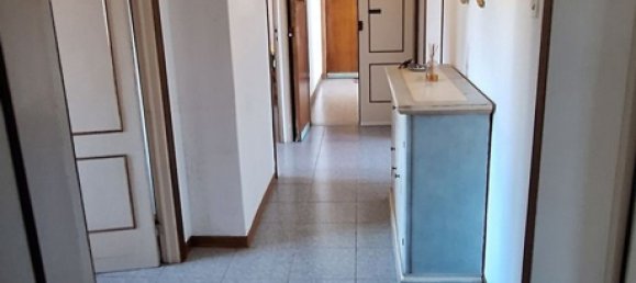5 rooms Apartment in Rapolano Terme, Italy No. 229046 9