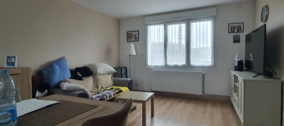 Casa de 3 dormitorios en Maing, France No. 245976 2