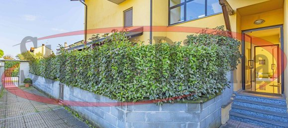 2 bedrooms Apartment in Corbetta, Italy No. 62324 2