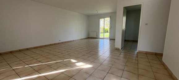 3 chambres Maison à Avord, France No. 75211 6