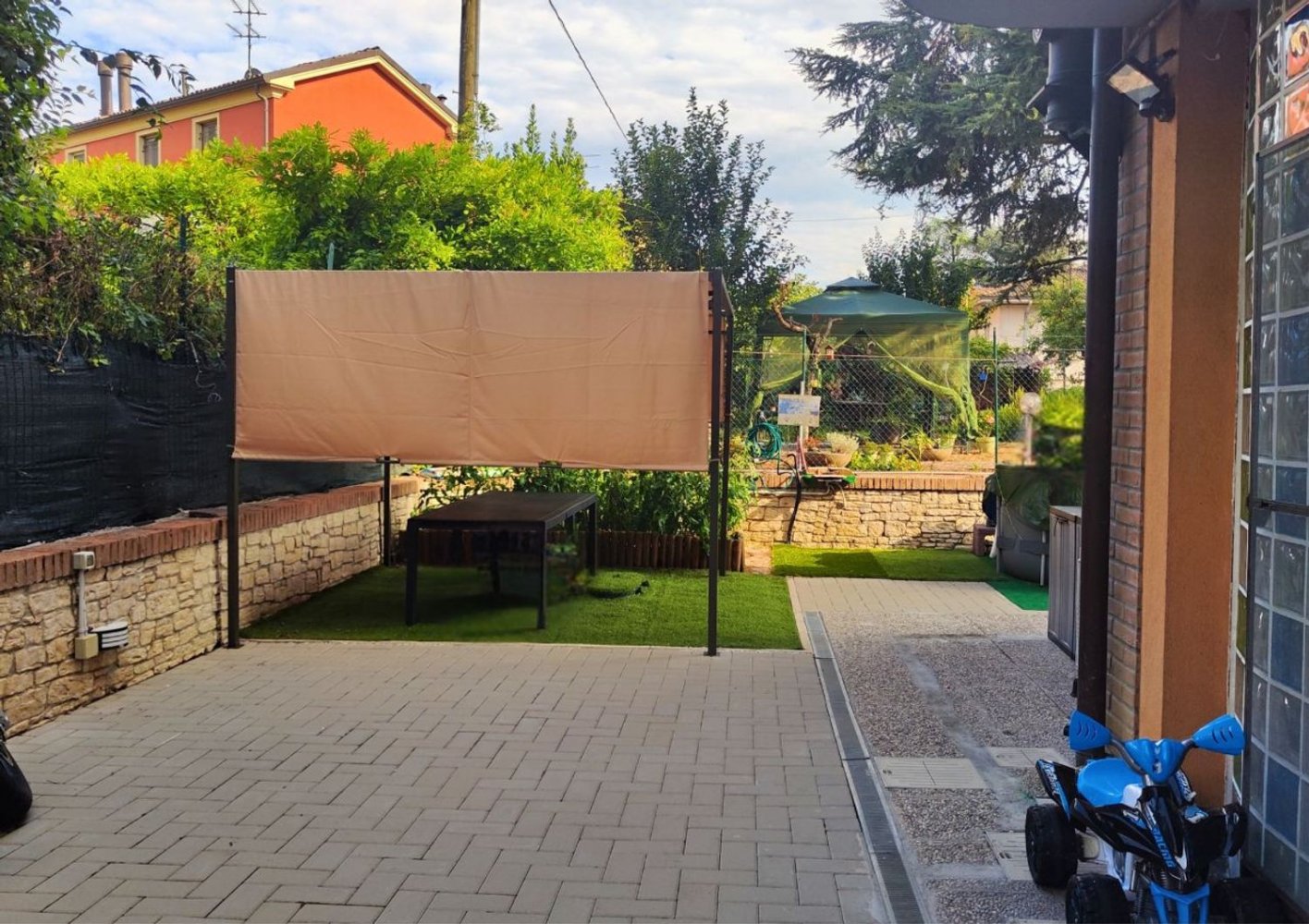 3-Zimmer Wohnung in Parma, Italy, Nr. 298925