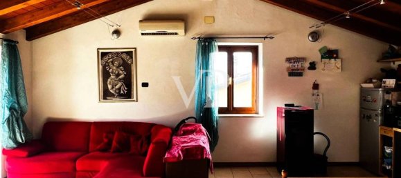 Casa de 3 habitaciónes en Torri del Benaco, Italy No. 29682 13