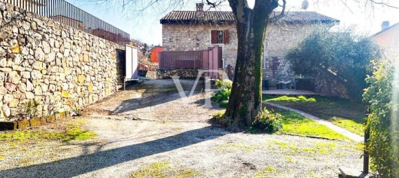 Casa de 3 habitaciónes en Torri del Benaco, Italy No. 29682 4