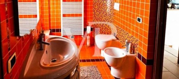 Casa de 3 habitaciónes en Torri del Benaco, Italy No. 29682 15