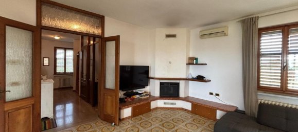 Вилла с 6 спальнями в Удине, Италия № 326656 6