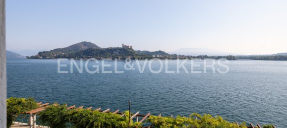 3 Schlafzimmer Penthouse in Arona, Italy, Nr. 68805 21