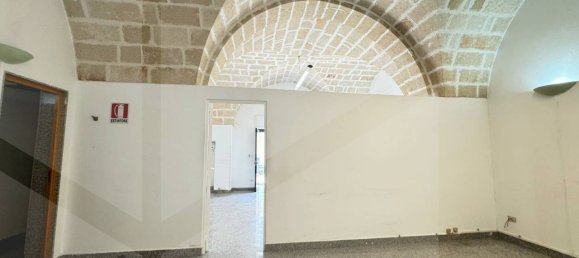 4 rooms Commercial property in Monopoli, Italy No. 31216 9
