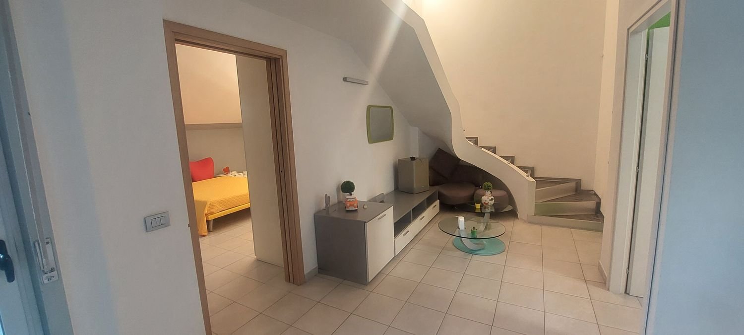 4 rooms Apartment in Paternò, Italy No. 48748
