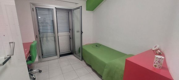 4 rooms Apartment in Paternò, Italy No. 48748 10