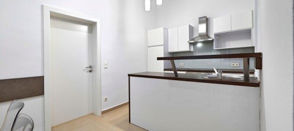 2 rooms Apartment in Neubau, Austria No. 153912 4