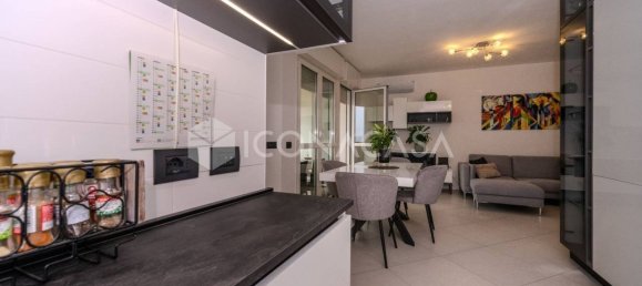 3 غرف نوم شقة في Calderara di Reno, Italy رقم 357589 3