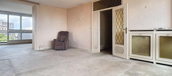 3 bedrooms Apartment in Maisons-Alfort, France No. 285713 3