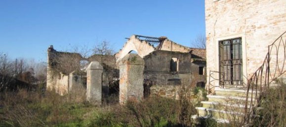 2 bedrooms Villa in Adria, Italy No. 365045 4