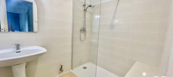 310m² Commercial property in Gimont, France No. 344035 2