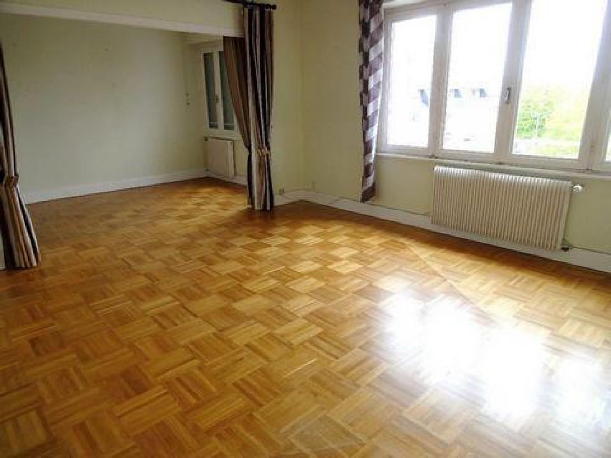 3 bedrooms Condo in Carhaix-Plouguer, France No. 26070